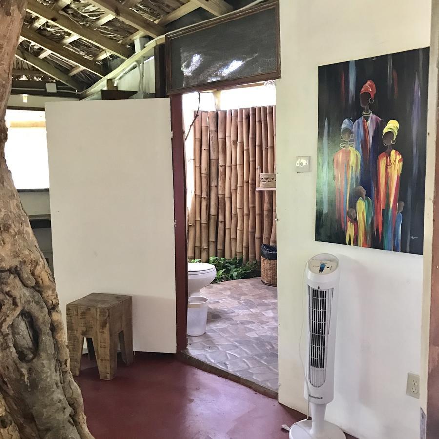Moringa Ingadi Vila Treasure Beach Exterior foto